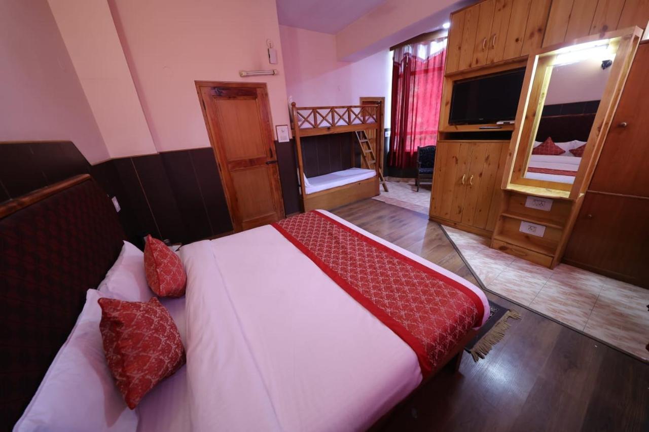 Hotel Yak Manāli Εξωτερικό φωτογραφία