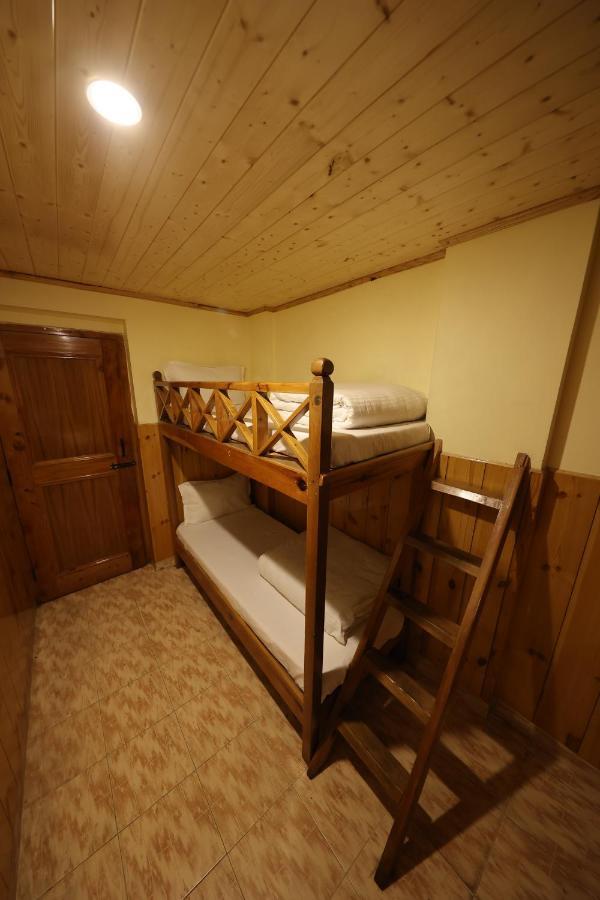 Hotel Yak Manāli Εξωτερικό φωτογραφία